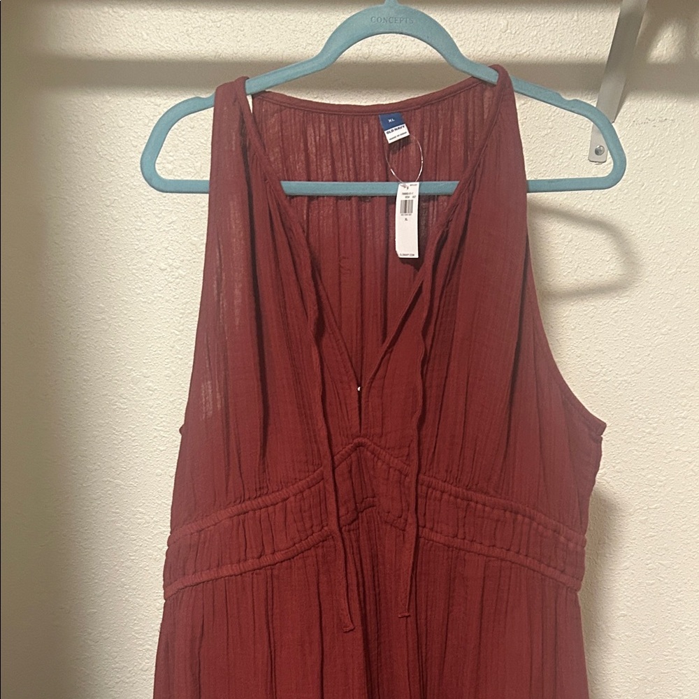Old Navy Burgundy Sleeveless dress - Picture 3 of 6